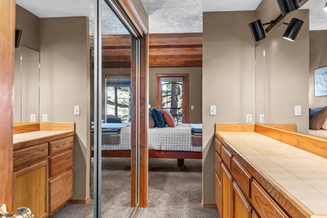 57308 Red Fir Lane, Sunriver, OR 97707