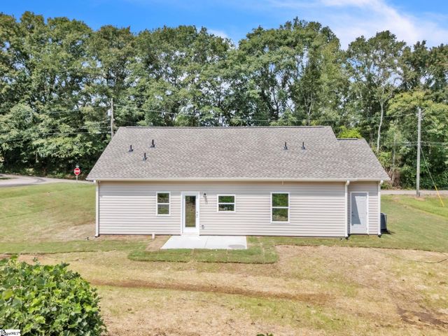 109 Williams Street Extension, Williamston, SC 29697