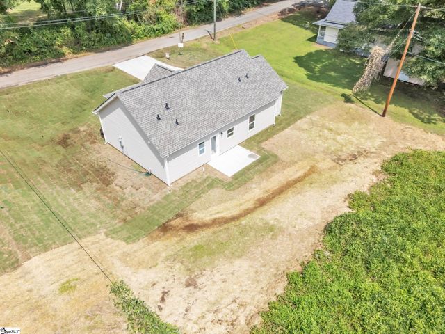 109 Williams Street Extension, Williamston, SC 29697
