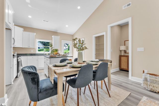 109 Williams Street Extension, Williamston, SC 29697