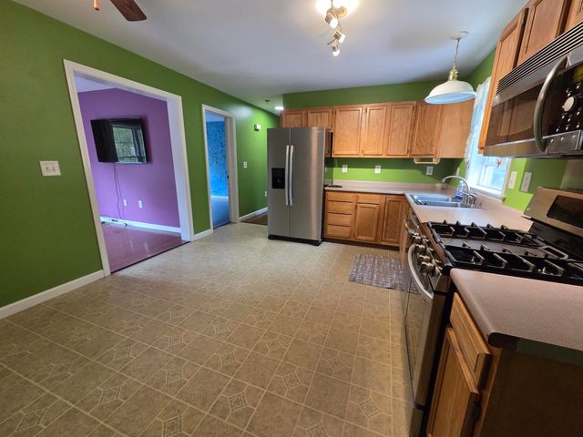 317 Potato Road, Enfield, NH 03748