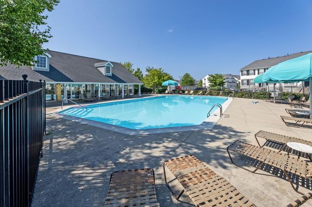 321 Douglasfir Drive, Blacklick, OH 43004