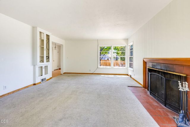 2137 E Jackson Street, Medford, OR 97504