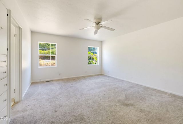 2137 E Jackson Street, Medford, OR 97504