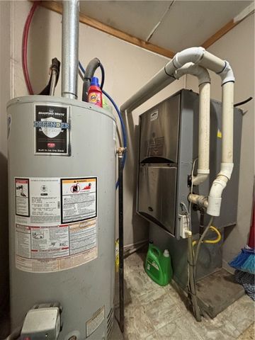 14 Elmwood Avenue, Foster Town, PA 16701