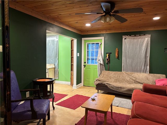 14 Elmwood Avenue, Foster Town, PA 16701