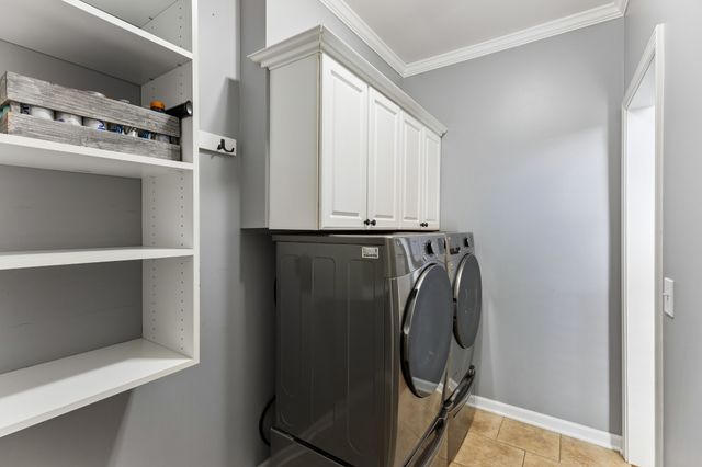 1210 Lila Dr, Murfreesboro, TN 37128
