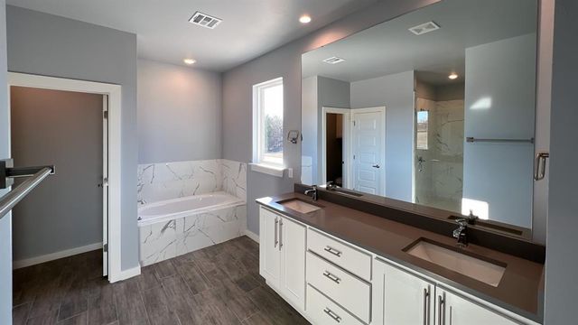 17640 Natalie Court, Choctaw, OK 73020