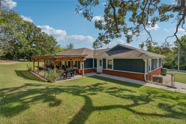 6503 W Cameron Street, Sand Springs, OK 74127