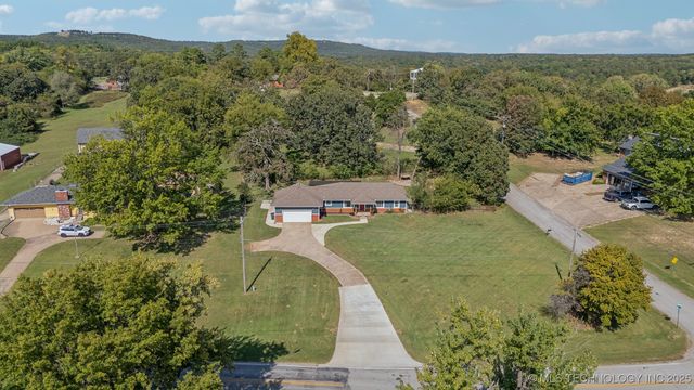 6503 W Cameron Street, Sand Springs, OK 74127