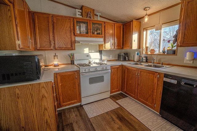 818 E State Street, Mauston, WI 53948