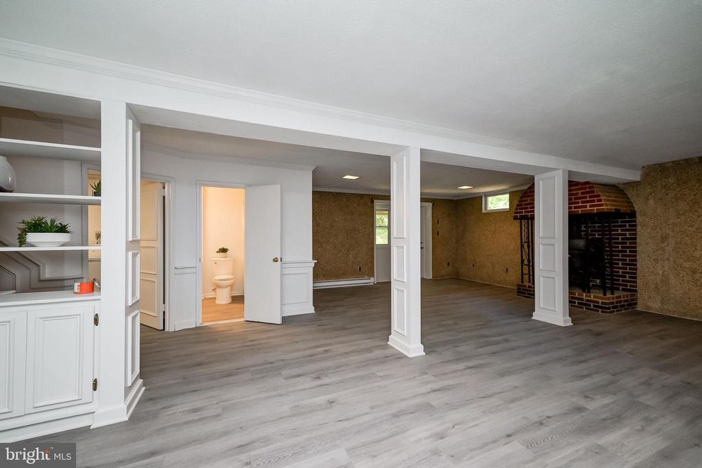 Image 26 of property listing at 4420 HIGHBORO DR, Mount Airy, MD 21771
