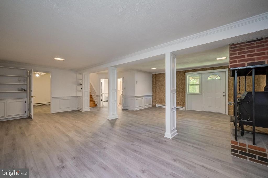 Image 28 of property listing at 4420 HIGHBORO DR, Mount Airy, MD 21771