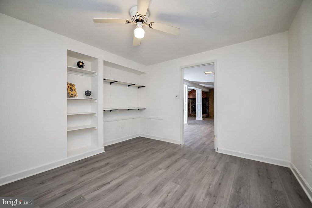 Image 32 of property listing at 4420 HIGHBORO DR, Mount Airy, MD 21771