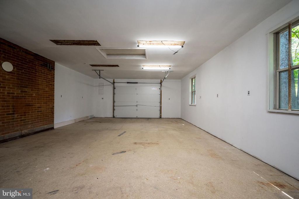 Image 39 of property listing at 4420 HIGHBORO DR, Mount Airy, MD 21771