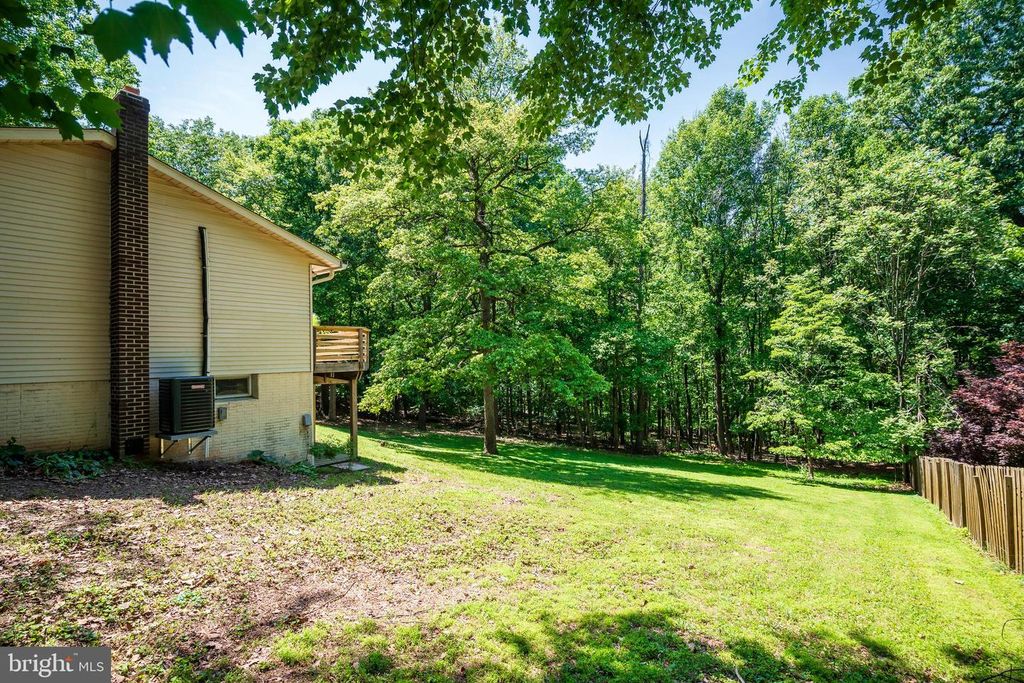 Image 48 of property listing at 4420 HIGHBORO DR, Mount Airy, MD 21771