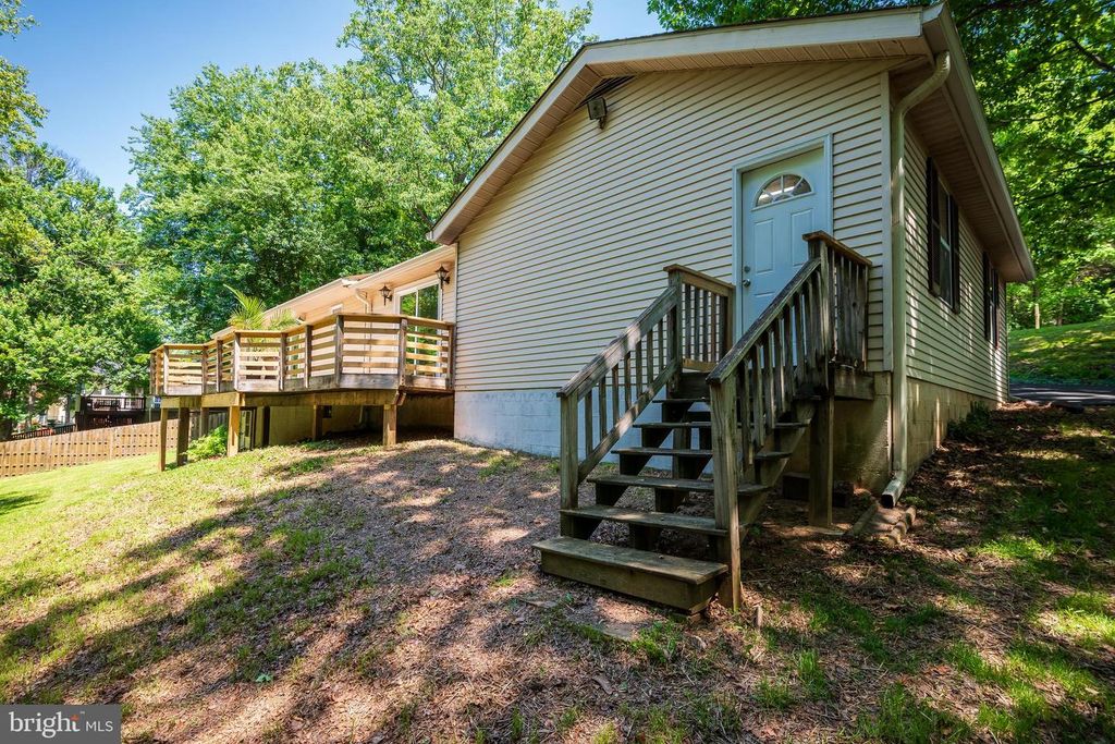 Image 56 of property listing at 4420 HIGHBORO DR, Mount Airy, MD 21771
