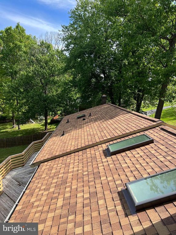 Image 58 of property listing at 4420 HIGHBORO DR, Mount Airy, MD 21771