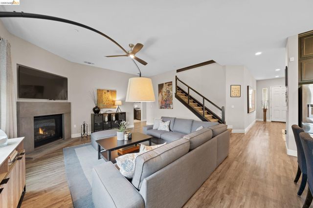 323 Bidwell Ct, Brentwood, CA 94513