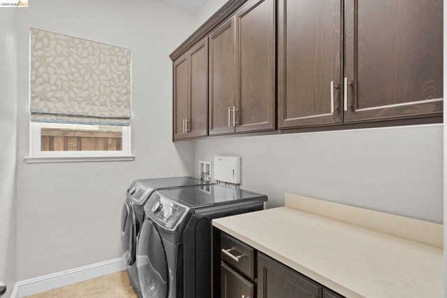 323 Bidwell Ct, Brentwood, CA 94513