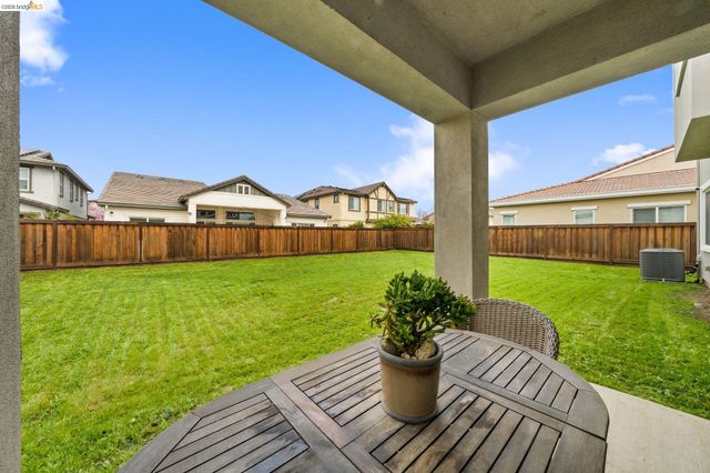 323 Bidwell Ct, Brentwood, CA 94513