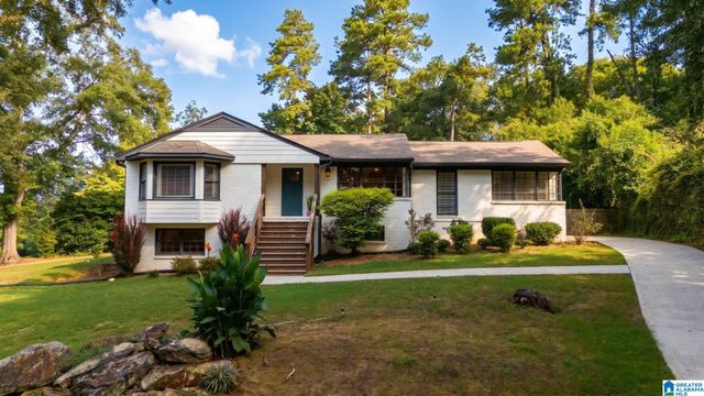 304 CHEROKEE DRIVE, Trussville, AL 35173