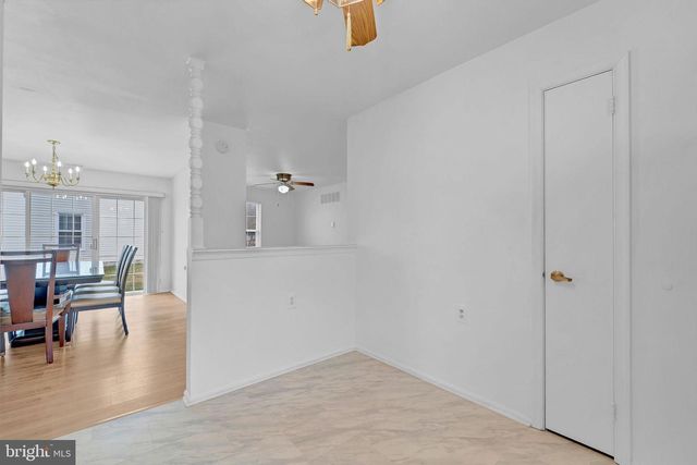 6 E CORTLAND CT, Mount Laurel, NJ 08054