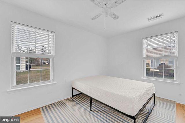 6 E CORTLAND CT, Mount Laurel, NJ 08054