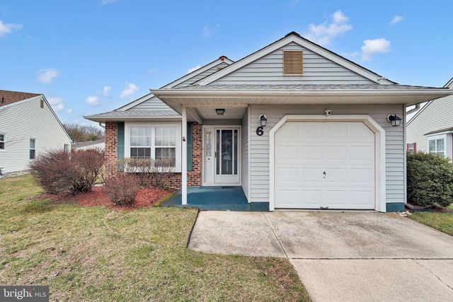 6 E CORTLAND CT, Mount Laurel, NJ 08054