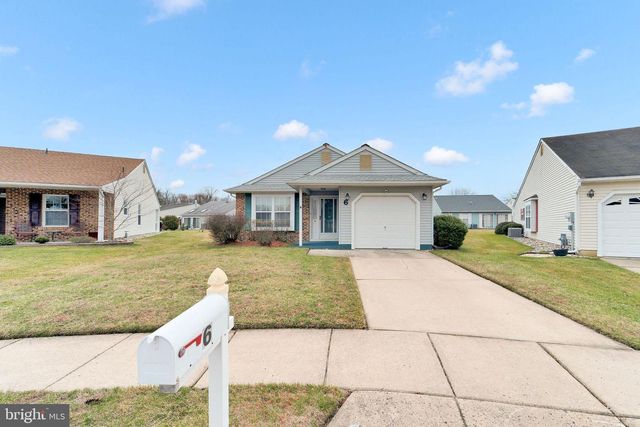 6 E CORTLAND CT, Mount Laurel, NJ 08054