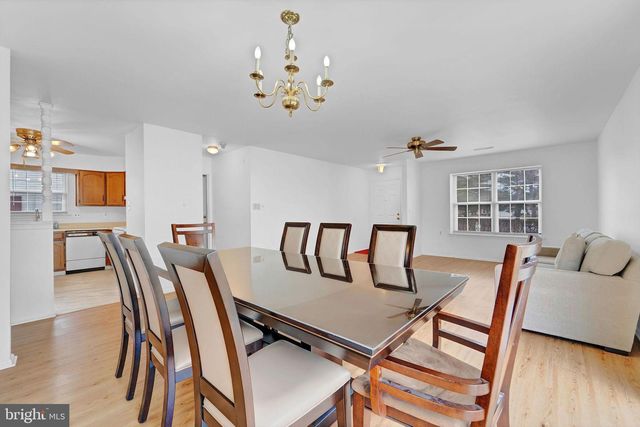 6 E CORTLAND CT, Mount Laurel, NJ 08054