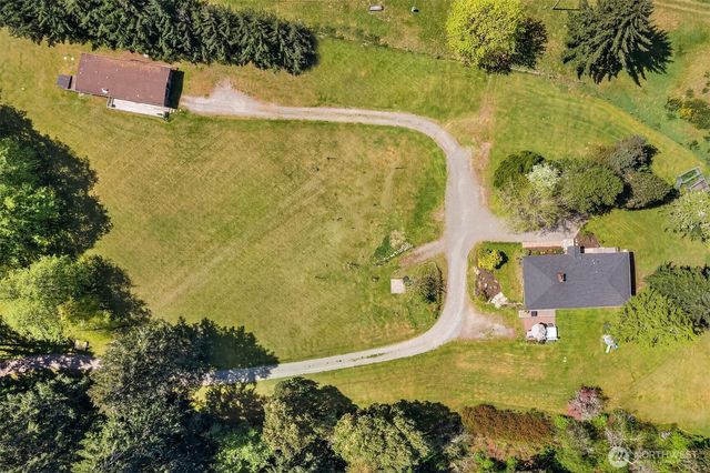 12504 SW 232nd St, Vashon, WA 98070