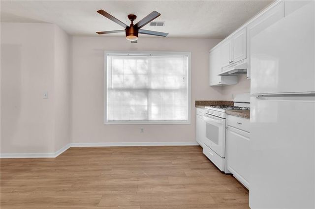878 Grindstone Drive SW, Marietta, GA 30060