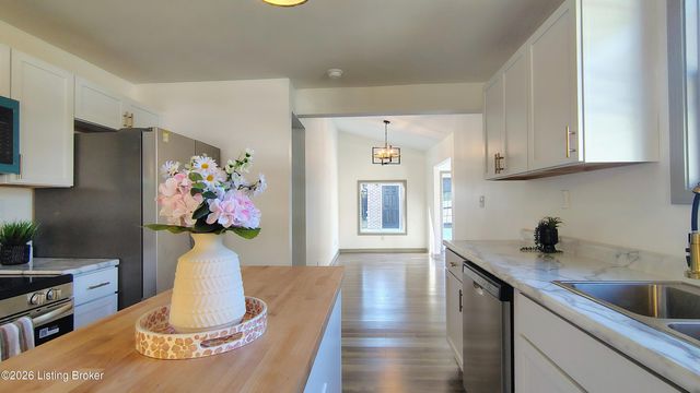 3020 Wurtele Ave, Louisville, KY 40216