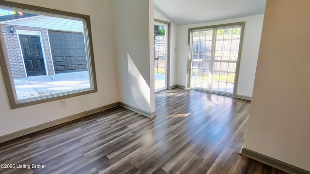 3020 Wurtele Ave, Louisville, KY 40216