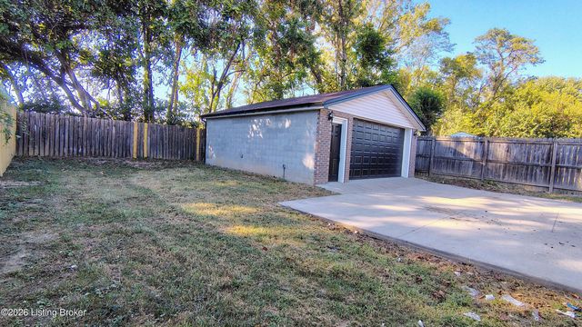 3020 Wurtele Ave, Louisville, KY 40216