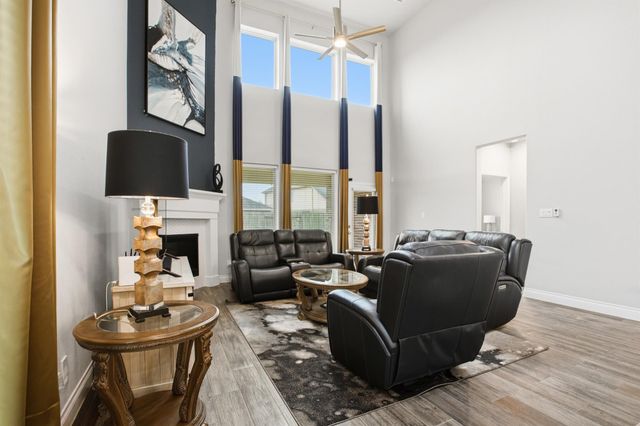 19451 Gray Mare Drive, Tomball, TX 77377