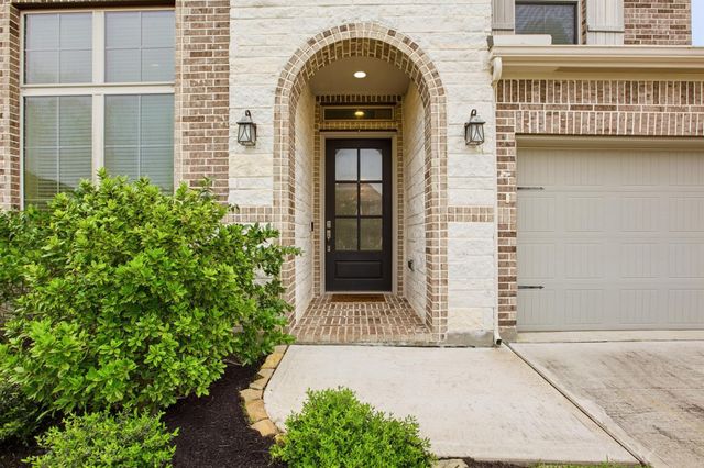 19451 Gray Mare Drive, Tomball, TX 77377