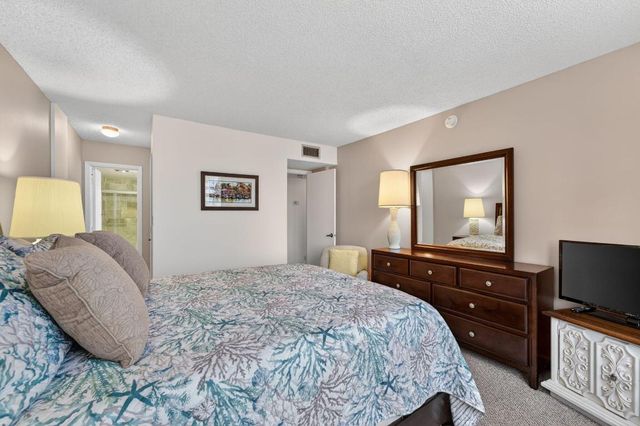 1009 N Ocean Boulevard 312, Pompano Beach, FL 33062