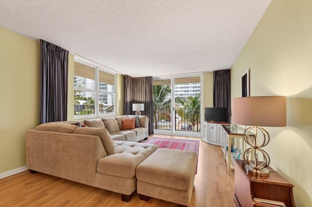 1009 N Ocean Boulevard 312, Pompano Beach, FL 33062