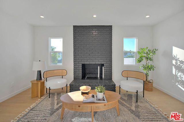 2156 W 108th Street, Los Angeles, CA 90047