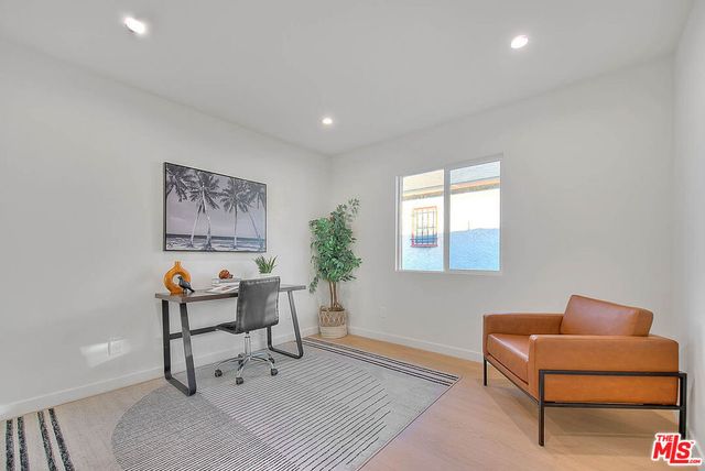 2156 W 108th Street, Los Angeles, CA 90047