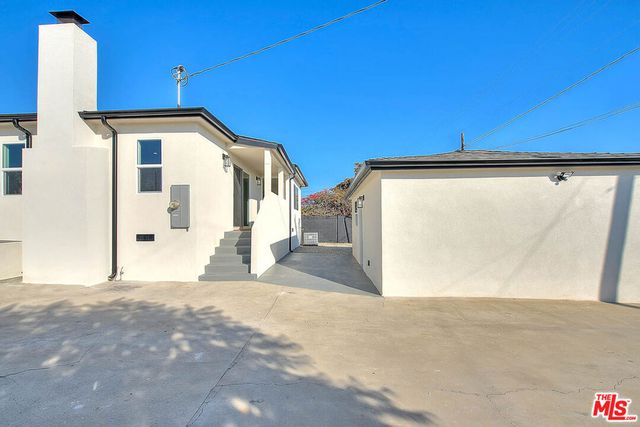 2156 W 108th Street, Los Angeles, CA 90047