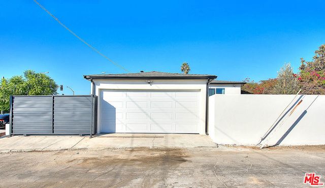 2156 W 108th Street, Los Angeles, CA 90047