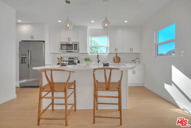 2156 W 108th Street, Los Angeles, CA 90047