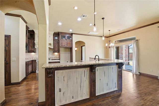 4005 Wayfield Avenue, Oklahoma City, OK 73179