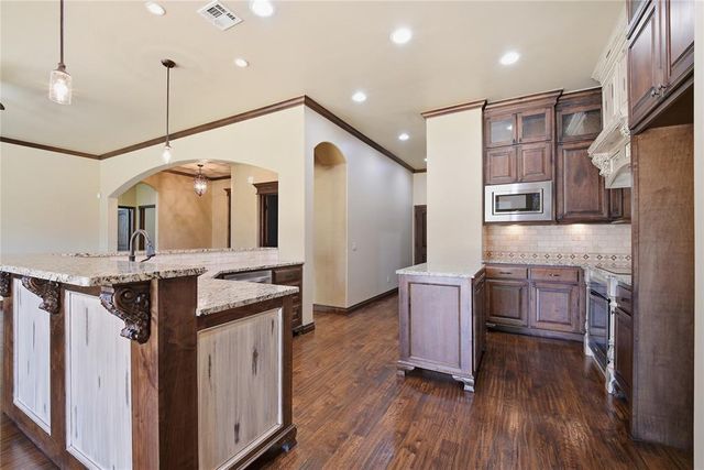 4005 Wayfield Avenue, Oklahoma City, OK 73179