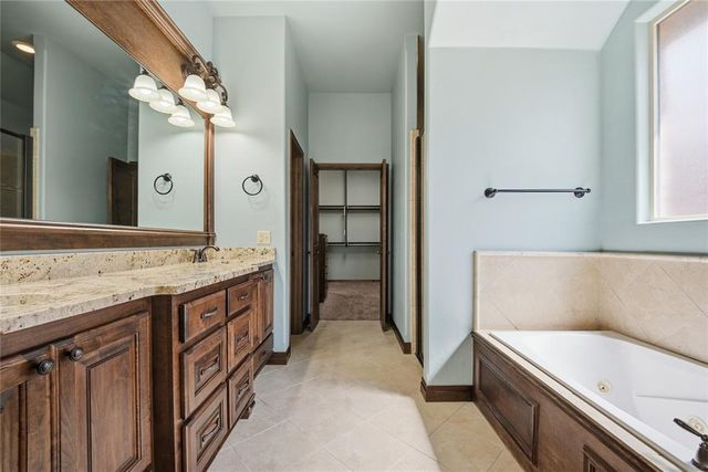4005 Wayfield Avenue, Oklahoma City, OK 73179