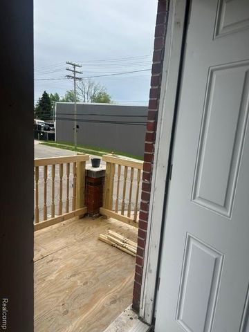 338 Richter Street, River Rouge, MI 48218