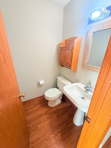 443 Leeward Trail, Woodbury, MN 55129